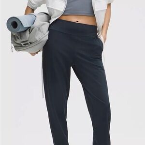 Lululemon Align Women's High-Rise Full Length Jogger Size 8 Black